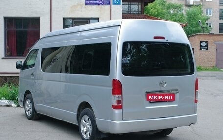 Toyota HiAce H200, 2014 год, 3 500 000 рублей, 4 фотография