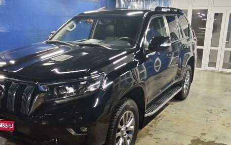 Toyota Land Cruiser Prado 150 рестайлинг 2, 2018 год, 5 700 000 рублей, 1 фотография