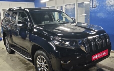 Toyota Land Cruiser Prado 150 рестайлинг 2, 2018 год, 5 700 000 рублей, 4 фотография