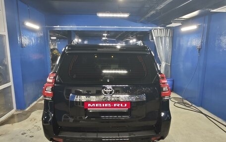 Toyota Land Cruiser Prado 150 рестайлинг 2, 2018 год, 5 700 000 рублей, 8 фотография