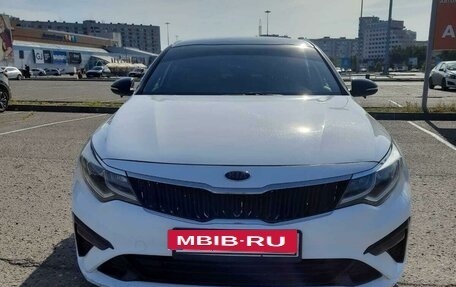 KIA Optima IV, 2020 год, 2 300 000 рублей, 7 фотография