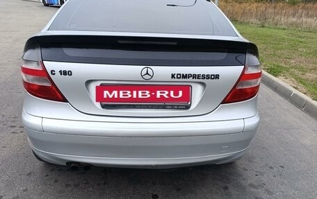 Mercedes-Benz C-Класс, 2005 год, 600 000 рублей, 6 фотография