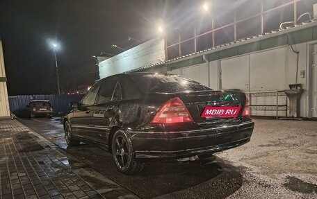 Mercedes-Benz C-Класс, 2001 год, 550 000 рублей, 2 фотография