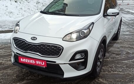 KIA Sportage IV рестайлинг, 2019 год, 2 550 000 рублей, 28 фотография