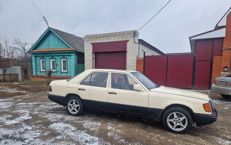 Mercedes-Benz W124, 1987 год, 196 000 рублей, 2 фотография