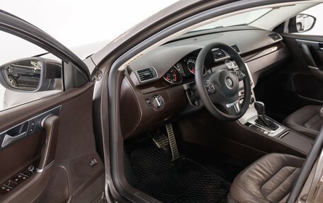 Volkswagen Passat B7, 2012 год, 1 295 000 рублей, 9 фотография