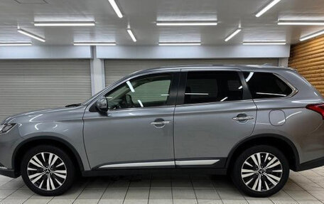 Mitsubishi Outlander III рестайлинг 3, 2020 год, 2 890 411 рублей, 3 фотография