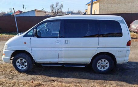 Mitsubishi Delica IV, 1999 год, 290 000 рублей, 5 фотография