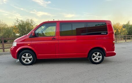 Volkswagen Transporter T5 рестайлинг, 2004 год, 1 200 000 рублей, 3 фотография