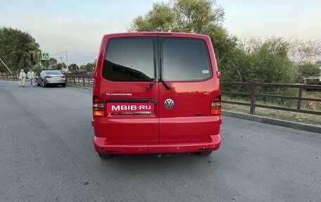 Volkswagen Transporter T5 рестайлинг, 2004 год, 1 200 000 рублей, 24 фотография