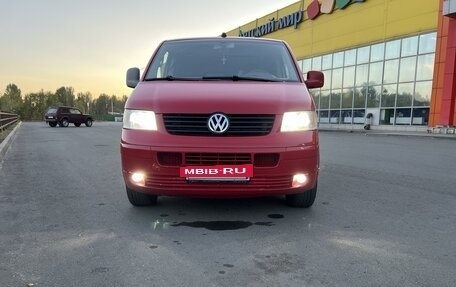 Volkswagen Transporter T5 рестайлинг, 2004 год, 1 200 000 рублей, 23 фотография