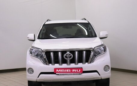 Toyota Land Cruiser Prado 150 рестайлинг 2, 2014 год, 3 600 000 рублей, 2 фотография