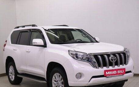 Toyota Land Cruiser Prado 150 рестайлинг 2, 2014 год, 3 600 000 рублей, 3 фотография