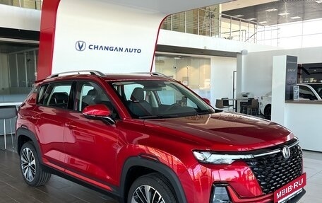 Changan CS35PLUS, 2024 год, 2 599 900 рублей, 10 фотография