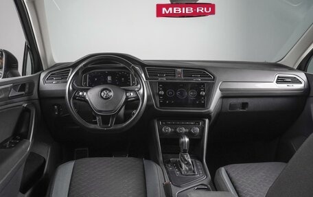 Volkswagen Tiguan II, 2019 год, 2 679 000 рублей, 6 фотография