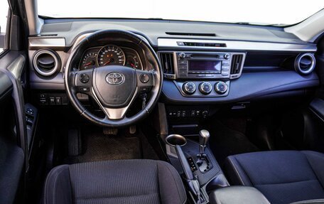 Toyota RAV4, 2013 год, 1 850 000 рублей, 6 фотография