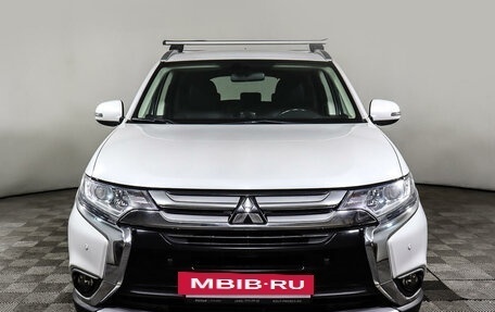 Mitsubishi Outlander III рестайлинг 3, 2015 год, 2 098 000 рублей, 2 фотография