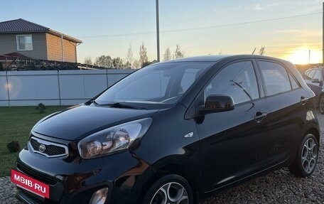 KIA Picanto II, 2011 год, 920 000 рублей, 2 фотография