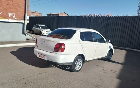 Toyota Platz, 2001 год, 350 000 рублей, 5 фотография