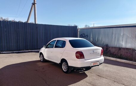 Toyota Platz, 2001 год, 350 000 рублей, 6 фотография