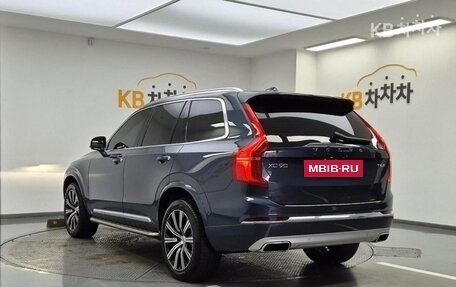 Volvo XC90 II рестайлинг, 2021 год, 5 610 000 рублей, 3 фотография