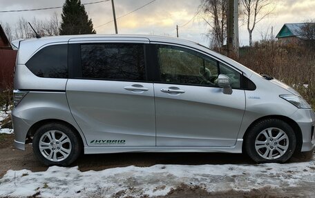 Honda Freed I, 2012 год, 1 177 000 рублей, 15 фотография