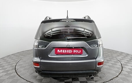 Mitsubishi Outlander III рестайлинг 3, 2011 год, 1 190 000 рублей, 10 фотография