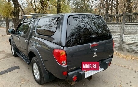 Mitsubishi L200 IV рестайлинг, 2011 год, 1 550 000 рублей, 10 фотография