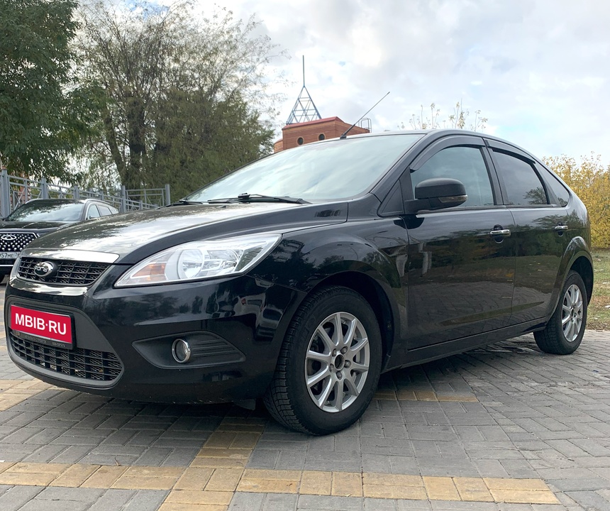 Ford Focus II рестайлинг, 2011 год, 990 000 рублей, 2 фотография