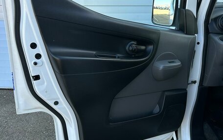 Nissan NV200, 2011 год, 1 389 000 рублей, 19 фотография