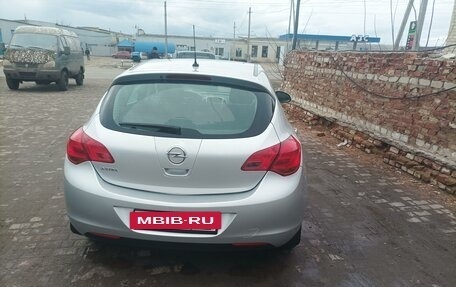 Opel Astra J, 2009 год, 1 000 000 рублей, 2 фотография