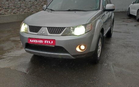 Mitsubishi Outlander III рестайлинг 3, 2008 год, 1 075 000 рублей, 8 фотография