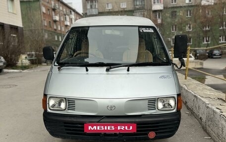 Toyota Lite Ace IV, 1992 год, 310 000 рублей, 2 фотография