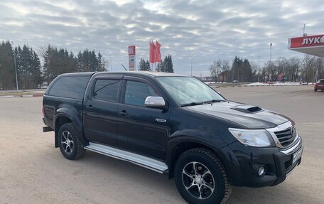 Toyota Hilux VII, 2012 год, 2 400 000 рублей, 2 фотография