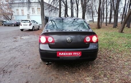 Volkswagen Passat B6, 2007 год, 590 000 рублей, 4 фотография