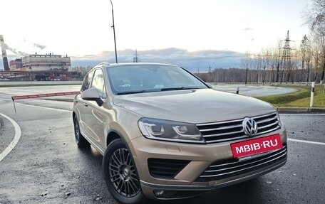 Volkswagen Touareg III, 2015 год, 3 295 000 рублей, 10 фотография