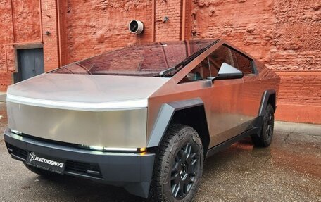 Tesla Cybertruck, 2024 год, 29 000 000 рублей, 2 фотография