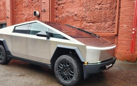 Tesla Cybertruck, 2024 год, 29 000 000 рублей, 16 фотография