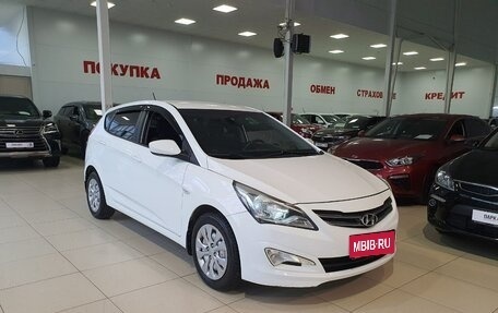 Hyundai Solaris II рестайлинг, 2014 год, 940 000 рублей, 3 фотография