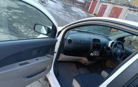 Toyota Passo III, 2004 год, 570 000 рублей, 8 фотография