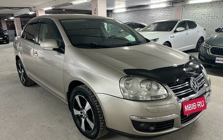 Volkswagen Jetta VI, 2007 год, 675 000 рублей, 3 фотография