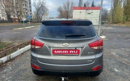 Hyundai ix35 I рестайлинг, 2013 год, 1 700 000 рублей, 4 фотография