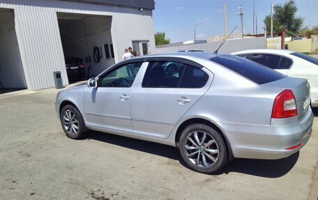 Skoda Octavia, 2009 год, 830 000 рублей, 2 фотография