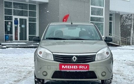 Renault Sandero I, 2014 год, 700 000 рублей, 2 фотография