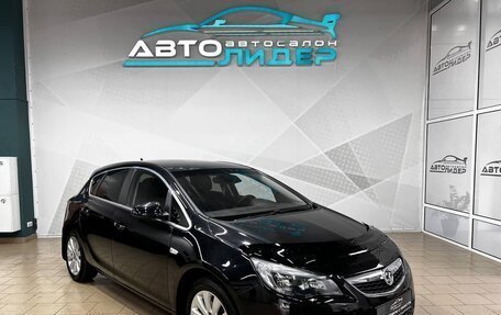 Opel Astra J, 2010 год, 869 000 рублей, 1 фотография