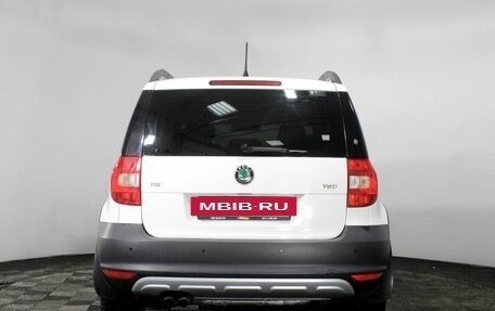 Skoda Yeti I рестайлинг, 2013 год, 990 000 рублей, 6 фотография