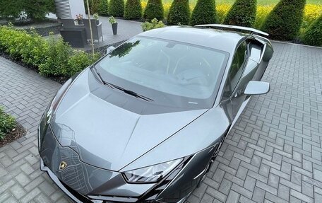 Lamborghini Huracán, 2024 год, 42 500 000 рублей, 3 фотография