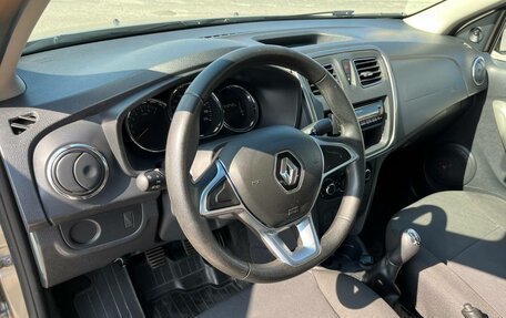 Renault Logan II, 2019 год, 16 фотография