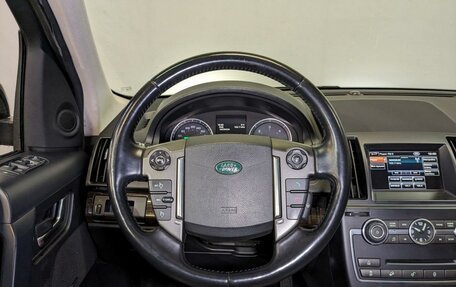 Land Rover Freelander II рестайлинг 2, 2013 год, 1 800 000 рублей, 22 фотография