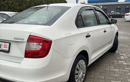 Skoda Rapid I, 2015 год, 855 000 рублей, 4 фотография